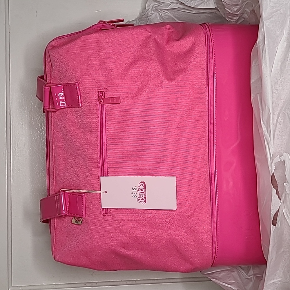 BEIS x Barbie mini weekender limited edition - Picture 3 of 6